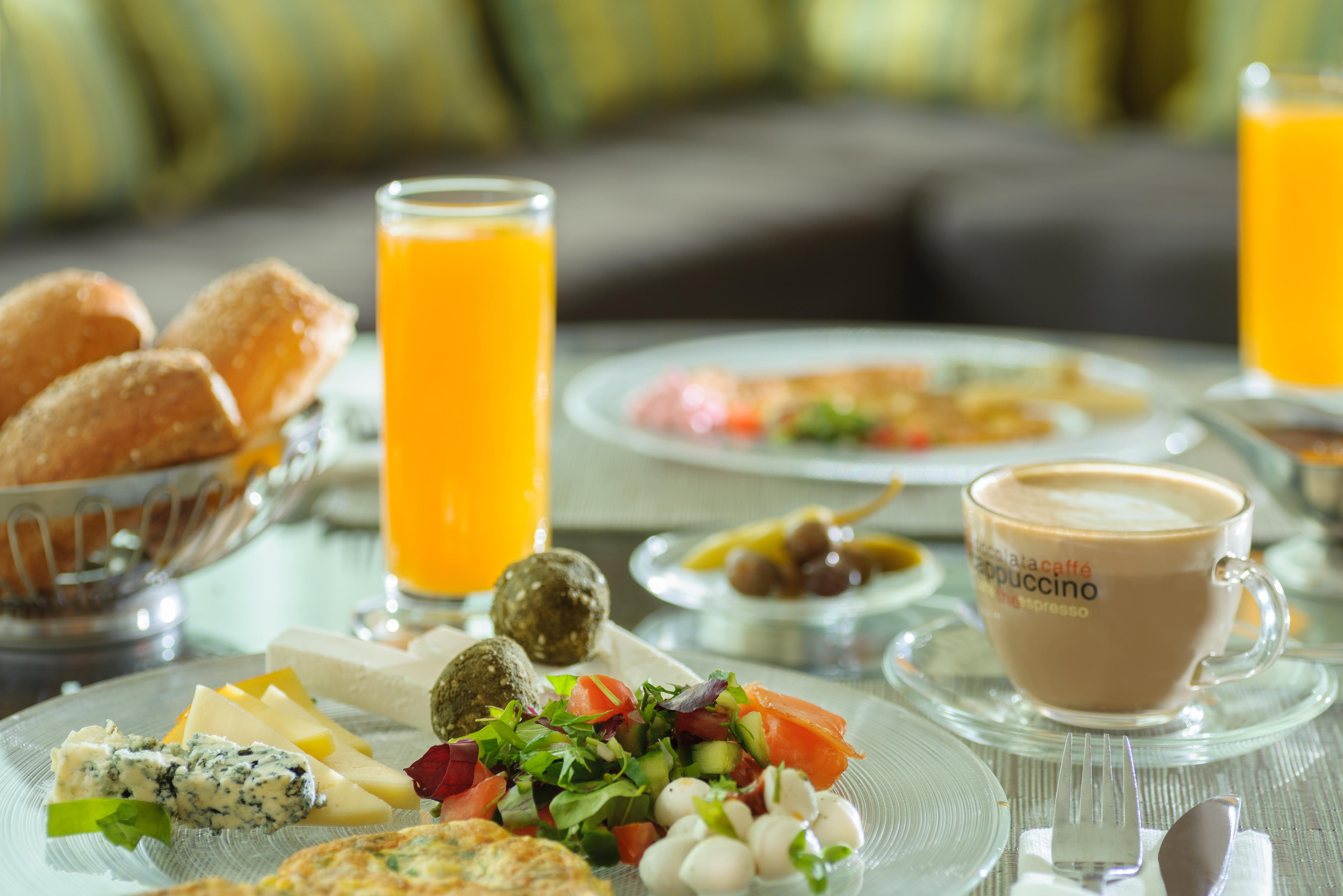 U Magic Palace Eilat Exterior foto A typical Italian breakfast